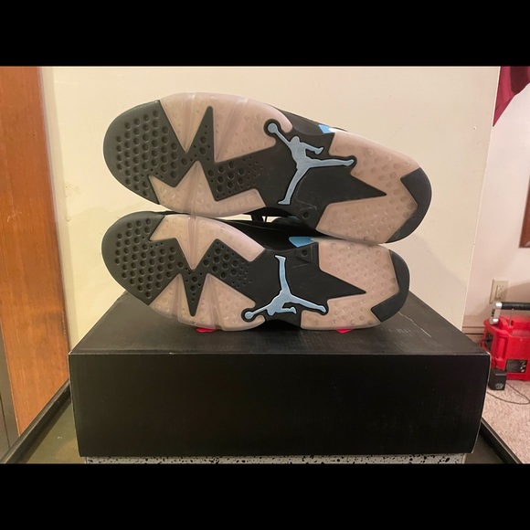 Jordan 6 Retro UNC (2017) Size 12 - Picture 9 of 12
